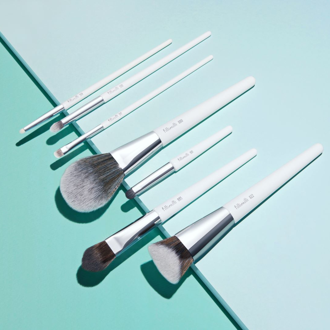 Fillimilli Point Eyeliner Brush 514 - Shop K-Beauty in Australia