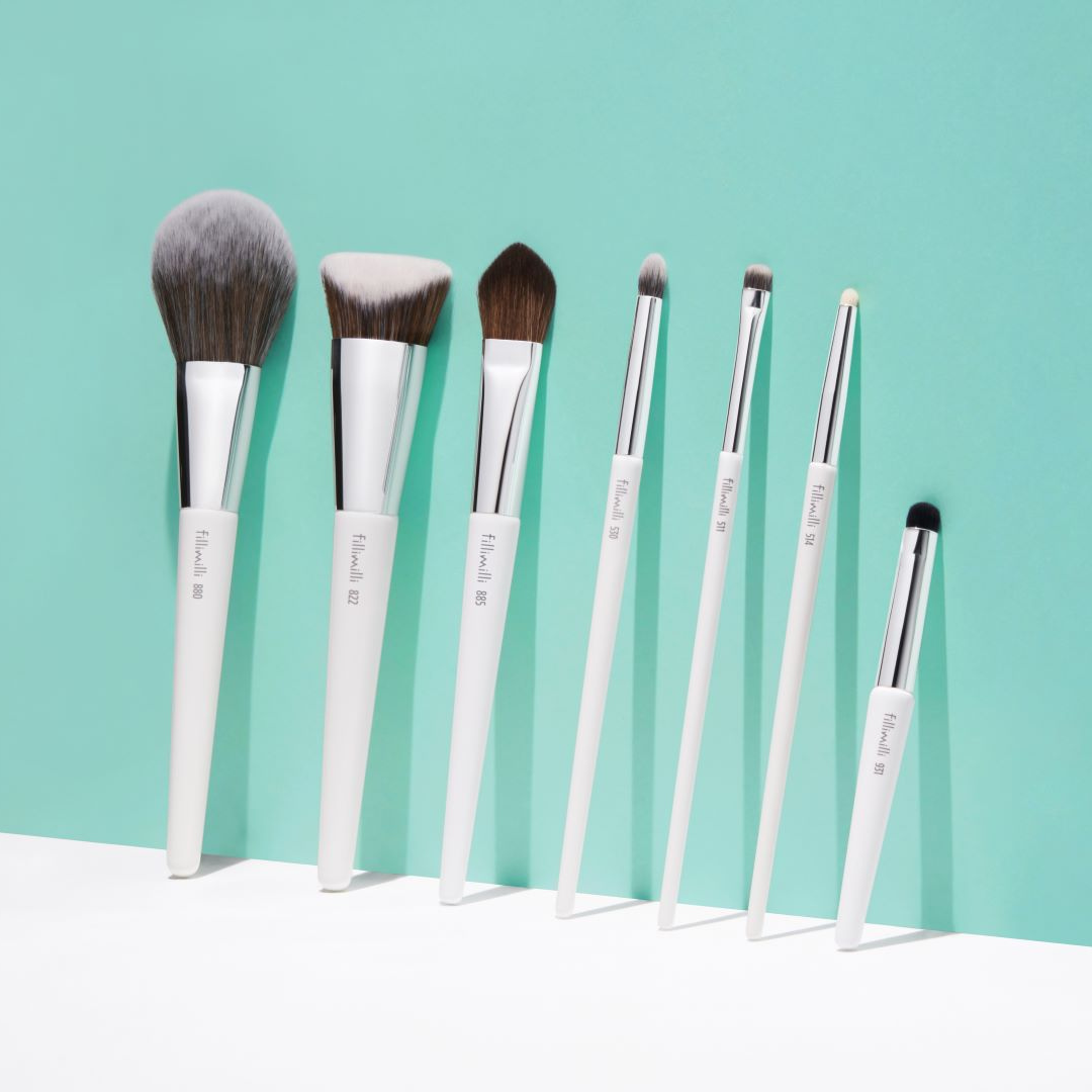 Fillimilli Point Eyeliner Brush 514 - Shop K-Beauty in Australia