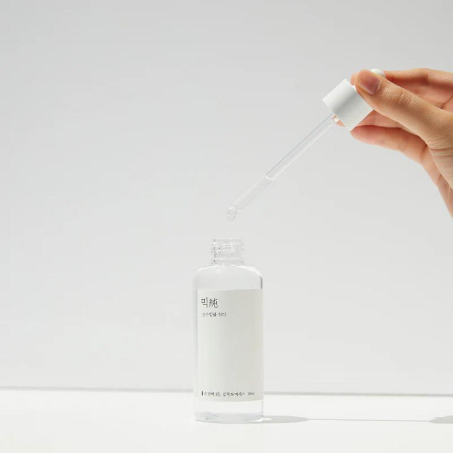 Mixsoon Galactomyces Ferment Essence 100ml  - Pharmacoo K-beauty Wholesale