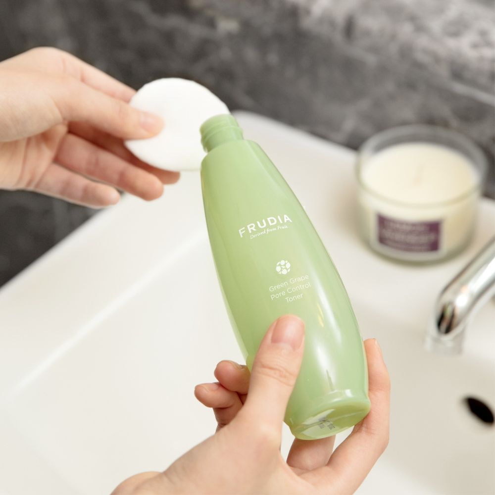 Frudia Green Grape Pore Control Toner 195ml
