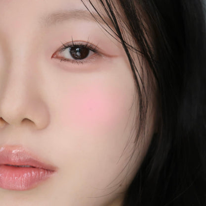 Wakemake Sheer Breeze Blusher in beige pink shade, natural pink blush with a smooth, sheer finish on a cosmetic product display