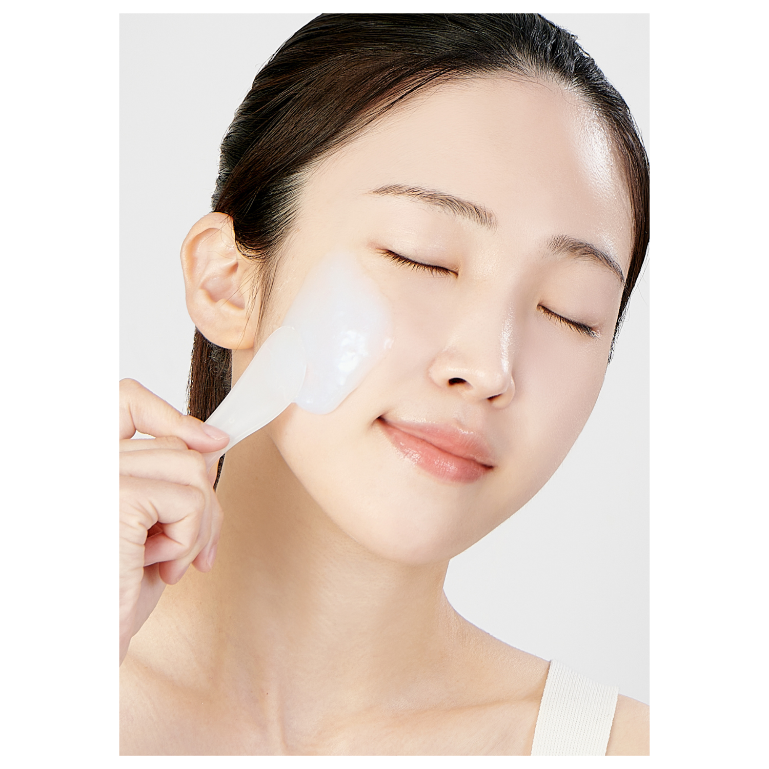 JM Solution Water Luminous S.O.S Ringer Modeling Pack Black 22g - Bulk Buy  K-Beauty in Australia