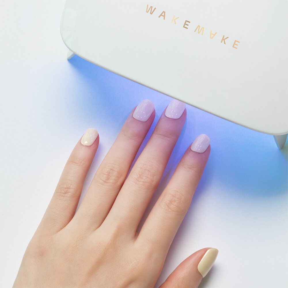 WAKEMAKELED Gel Nail Lamp - La Cosmetique