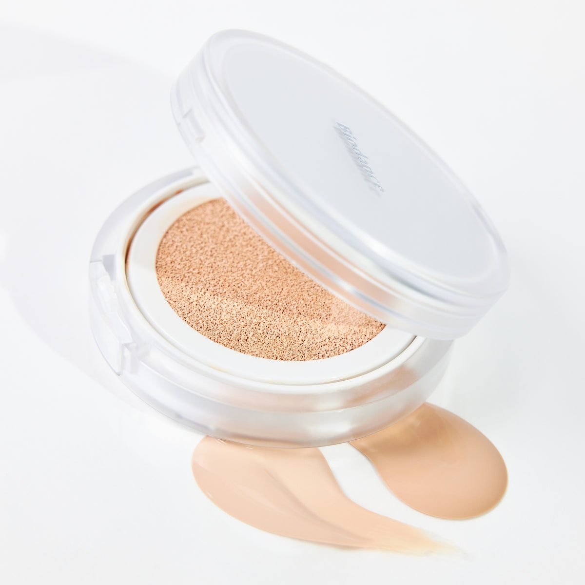 Radiant Pure Essence Cushion (2 Shades)