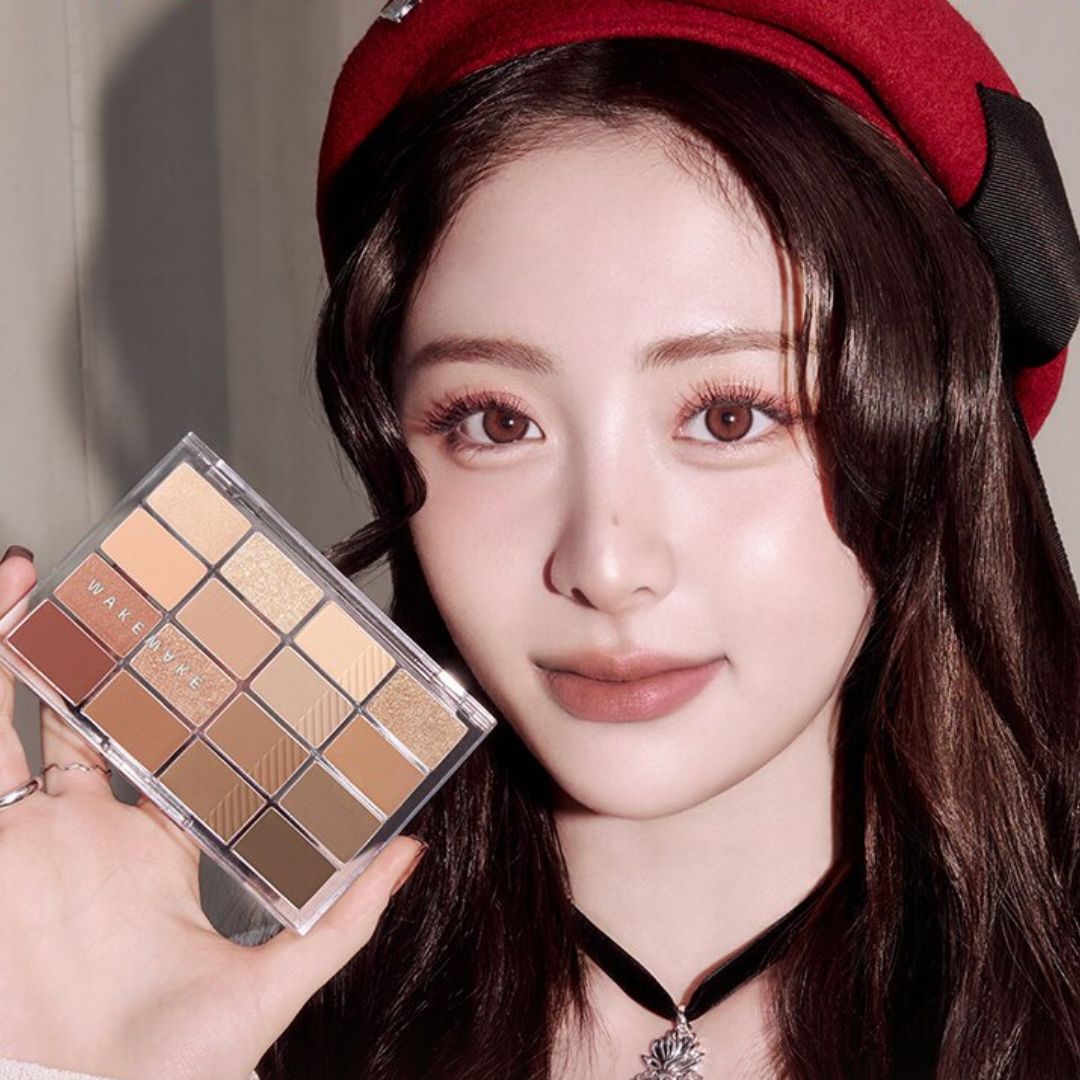 WAKEMAKE Soft Blurring Eye Palette - Shop K-Beauty in Australia