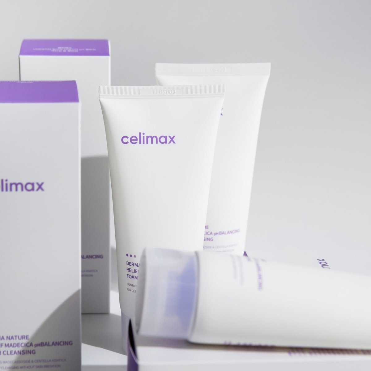 Celimax Derma Nature Relief Madecica Ph Balancing Foam Cleansing 150ml |  Pharmacoo Wholesale Australia