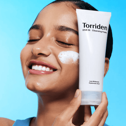 Torriden DIVE-IN Low Molecular Hyaluronic Acid Cleansing Foam [150ml] | La Cosmetique