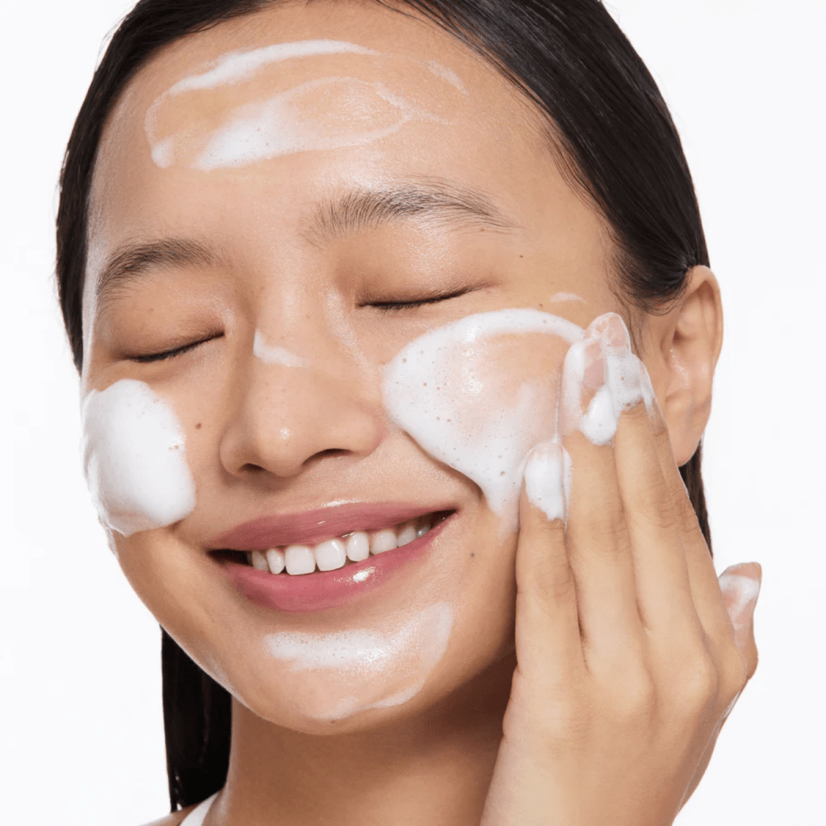 Torriden DIVE-IN Low Molecular Hyaluronic Acid Cleansing Foam [150ml] | La Cosmetique