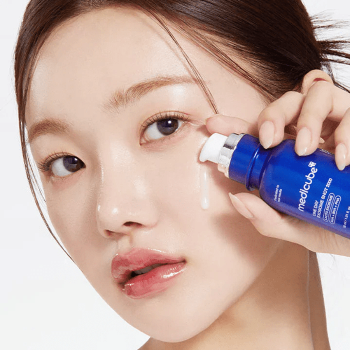Medicube One Day Exosome Shot Pore Ampoule 2000 30ml | La Cosmetique